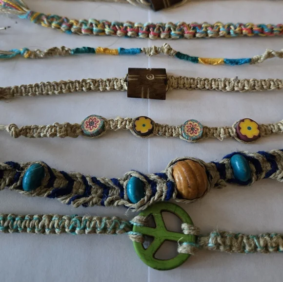 Hemp Bracelets Lot Of 15 Colorful Beaded - Picture 6 of 7